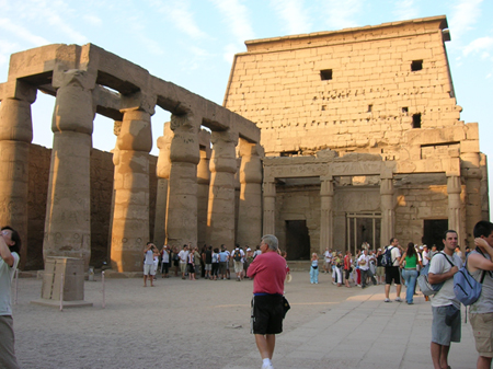 luxor2